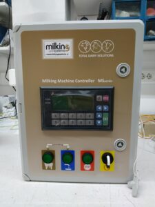 MILKING SYSTEMS
